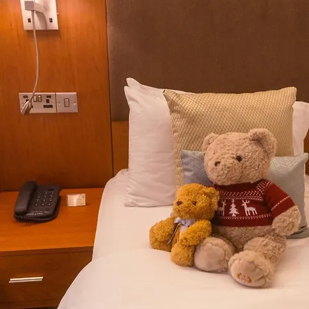 Uppercross House Hotel 3*