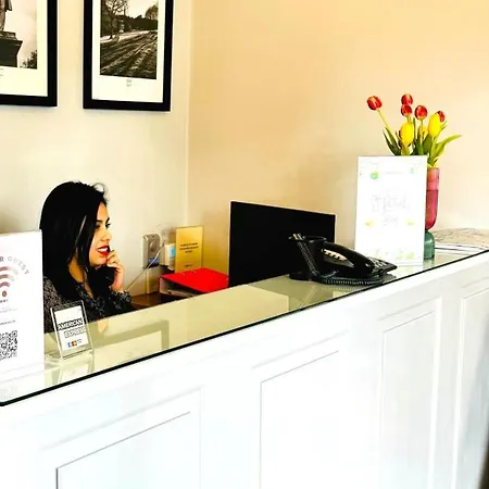 Morehampton Townhouse Hotel