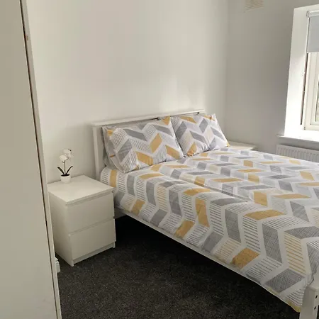 Apartment Modern Comfortable Four Bedroom House In Great Location Dublin