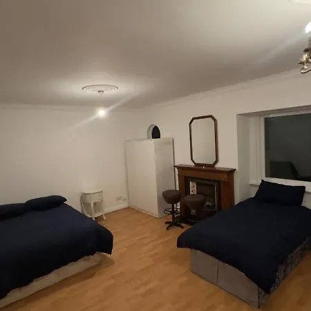 Casa de hóspedes Clontarf 4 *
