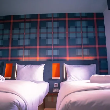 Easyhotel Hotel