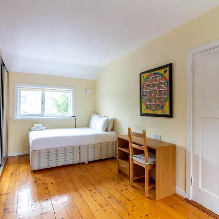 Guestready - Glasnevin Charm Near Dcu *