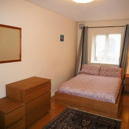Halfpenny Bridge Holiday Homes Tranquility Apartment *