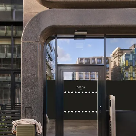Aparthotel Sonder — Britain Quay Dublin