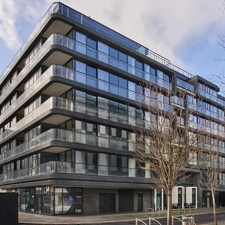Aparthotel Sonder — Britain Quay Dublin