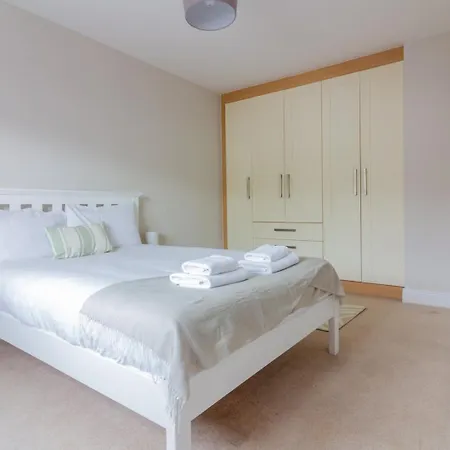 Pensión Guestready - A Charming Place Near Golf Centre