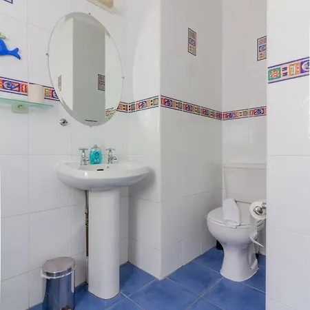 Guestready - A Charming Place Near Golf Centre Guest house