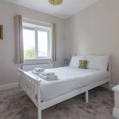 Guestready - A Charming Place Near Golf Centre Pensión *