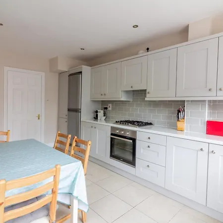 Guestready - A Charming Place Near Golf Centre Pensión *