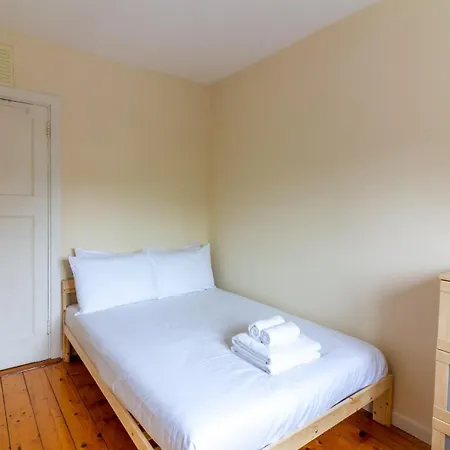 Guest house Guestready - Glasnevin Charm Near Dcu *