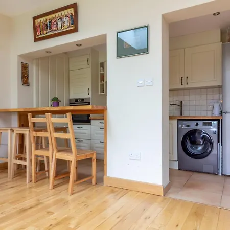 Guestready - Glasnevin Charm Near Dcu Guest house Dublin