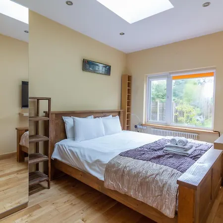Guestready - Glasnevin Charm Near Dcu Dublin