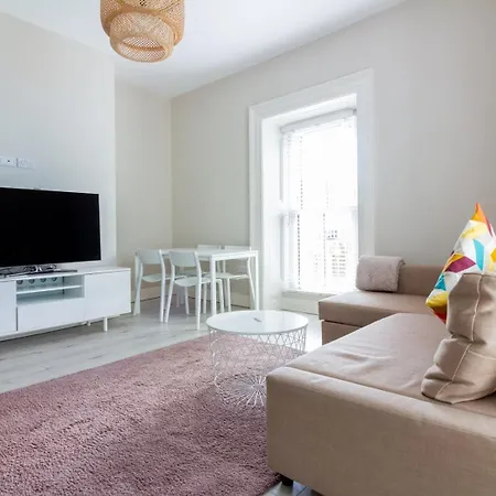 Guest house Guestready - Relax And Explore In Dundrum *