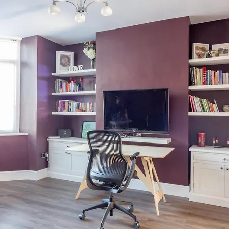 Guestready - Restful In Drimnagh Guest house Dublin