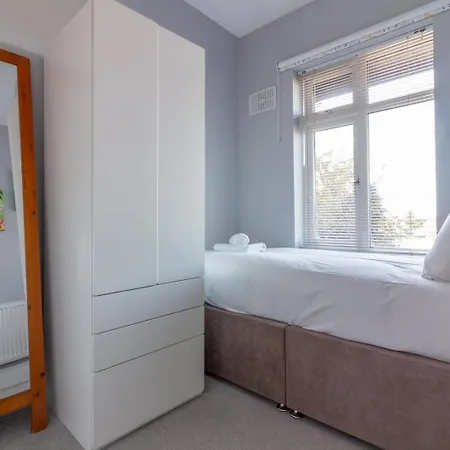 Guestready - Restful In Drimnagh Guest house