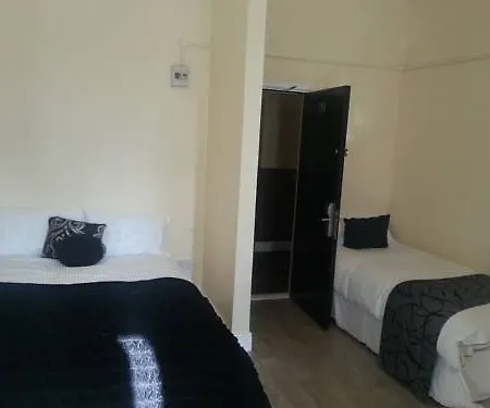 Rock Hotel Dublin 3*