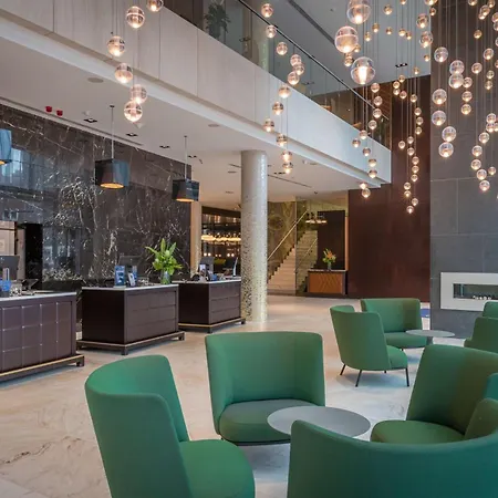 Radisson Blu Royal Hotel 4*