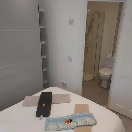 Cosy One Bedroom Ballsbridge