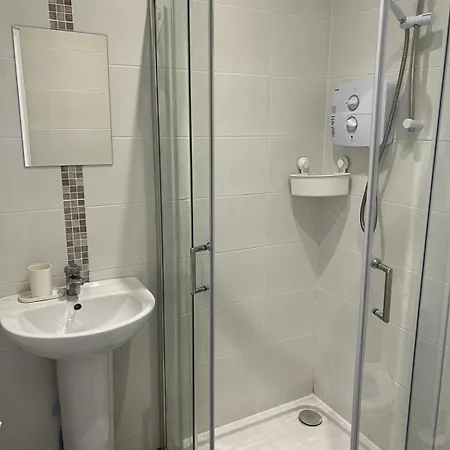 Cosy One Bedroom Ballsbridge Apartment *