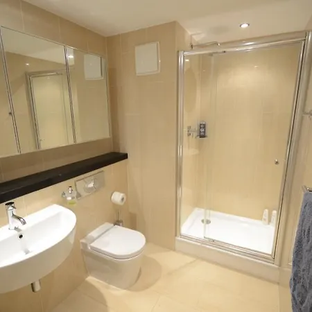 Waterfront - Superb Interior Apartment Dublin