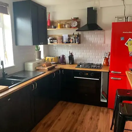 Townhouse Near City Centre Holiday home *