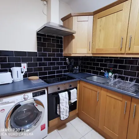 Very 1bed New Refurbish *