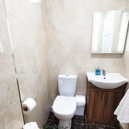 Very 1bed New Refurbish Apartment Dublin