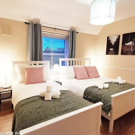 Very 1bed New Refurbish Apartment
