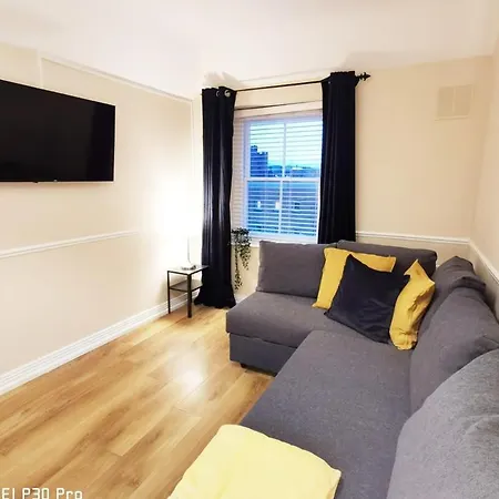 Apartment Very 1bed New Refurbish *