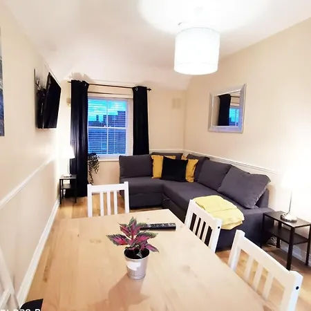 Very 1bed New Refurbish *