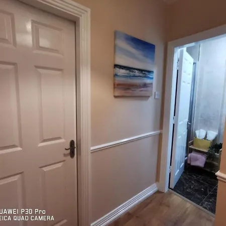 Very 1bed New Refurbish