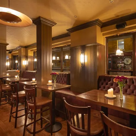 Mcgettigan's Townhouse - Olives & Figs Bistro 3* Dublino