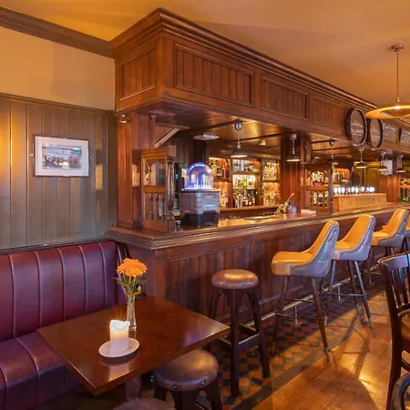 Locanda Mcgettigan's Townhouse - Olives & Figs Bistro