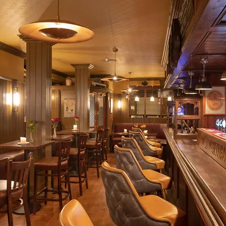 Mcgettigan's Townhouse - Olives & Figs Bistro 3*