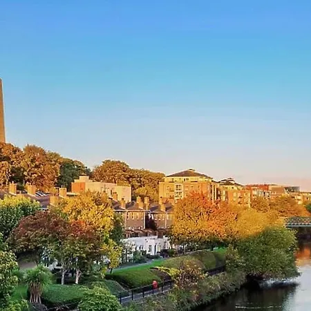 By The Liffey Holiday home *