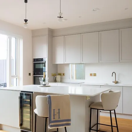 Guestready - Amazing House In Sandymount * Dublin