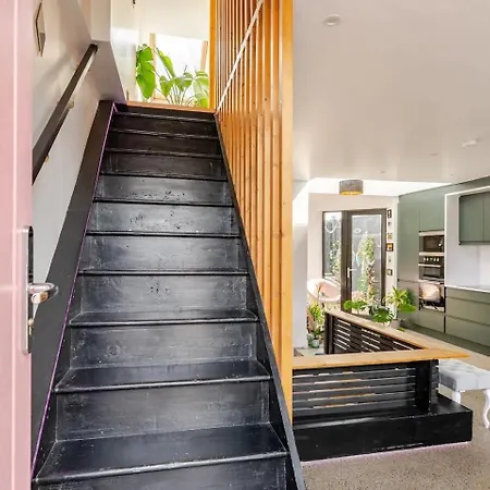 Homestay Cozy In Stoneybatter, *