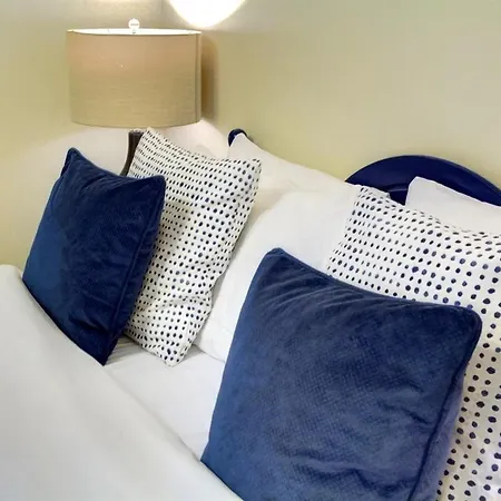 Avoca House Bed & Breakfast