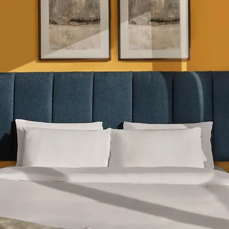 Aparthotel Sonder — Britain Quay Dublin