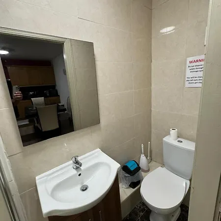 Cosy Double In City Center - 2 *