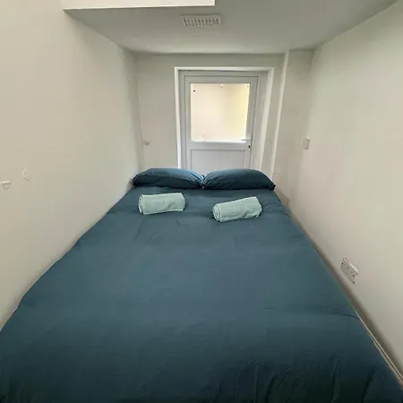 Cosy Double In City Center - 2 Guest house