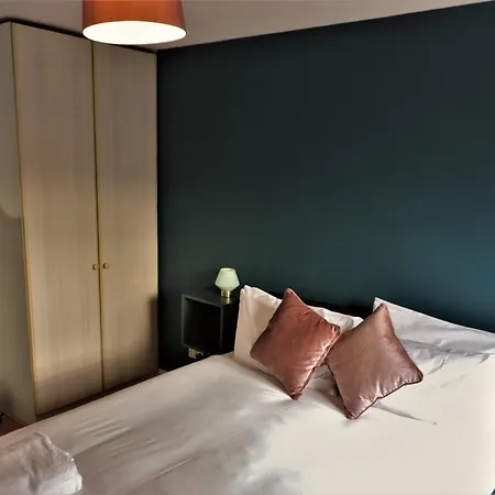 Drury Court Szálloda 3*