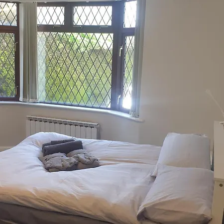 Bed & Breakfast Airport *