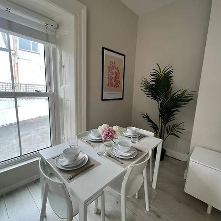 Apartment St Michaels House *