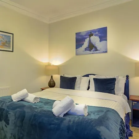 Avoca House 3*