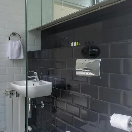Guestready - Luxurious Ballsbridge House Apartment