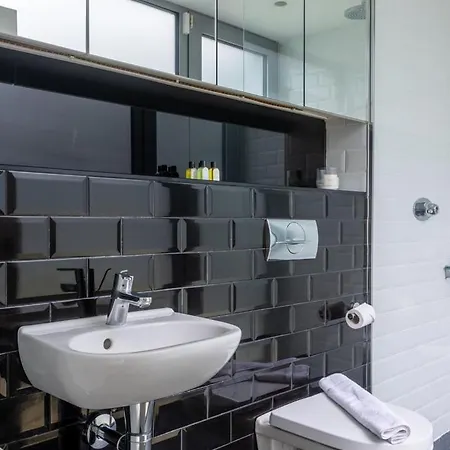 Guestready - Luxurious Ballsbridge House Apartment