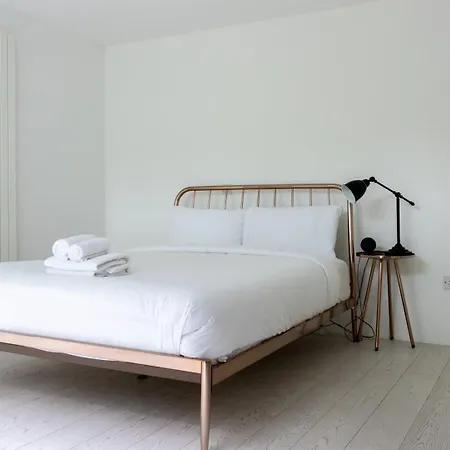 Guestready - Luxurious Ballsbridge House Apartment *