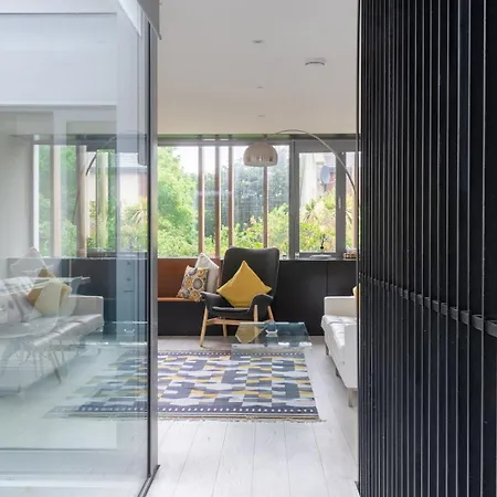 Guestready - Luxurious Ballsbridge House * Dublin