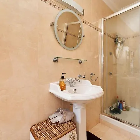 Castleknock Phoenix Park Holiday home Dublin